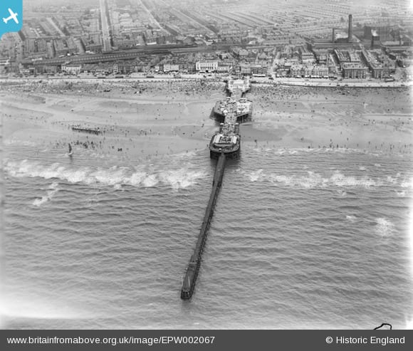 Blackpool Central Pier from above in 1920. Photo: Britain from Above website