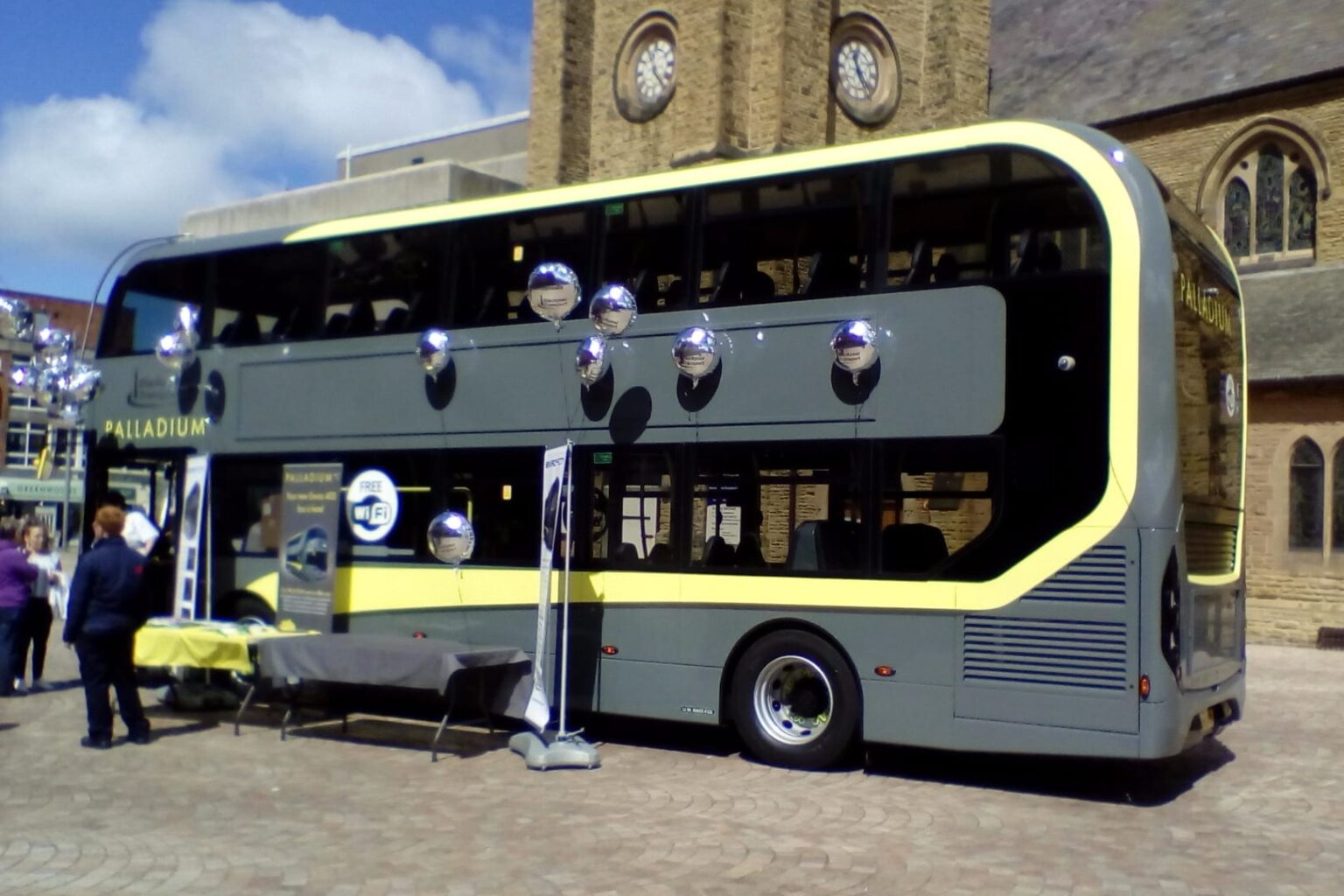 bus day trips to blackpool