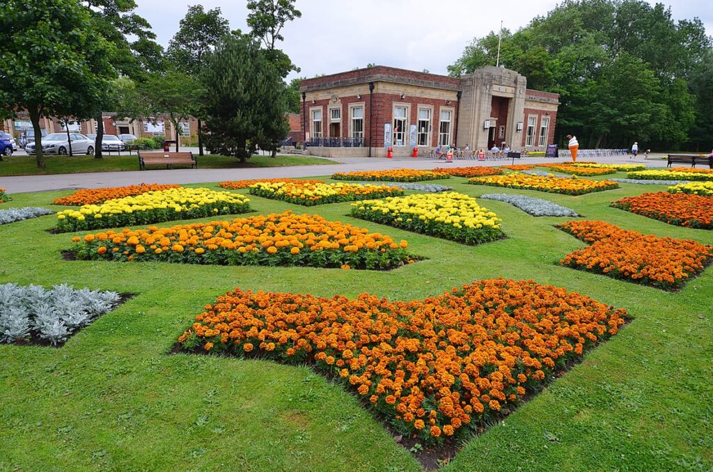 File:Parks Art Deco Cafe Stanley Park Blackpool.jpg - Wikipedia