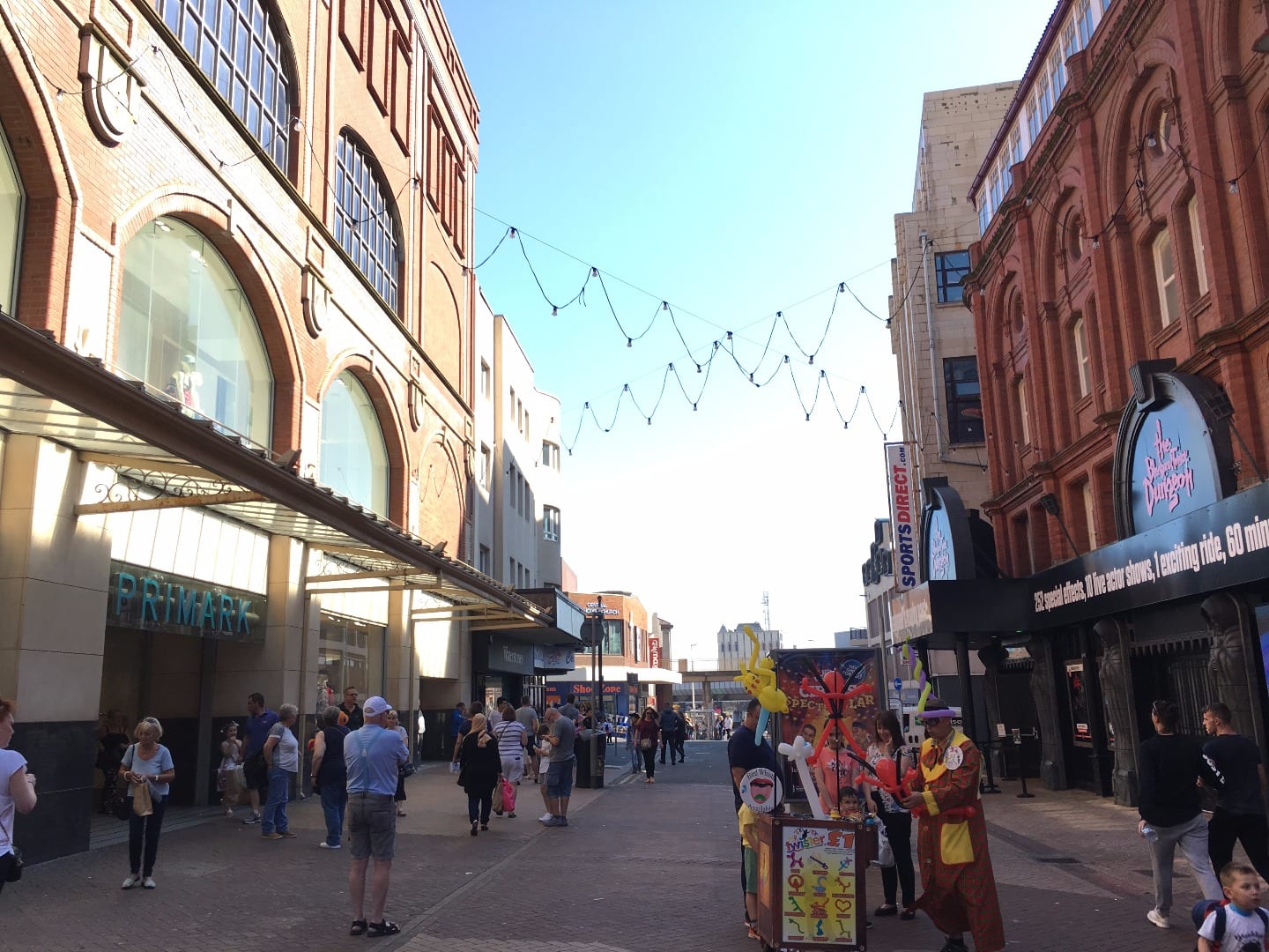 blackpool-town-centre-for-shopping-by-the-sea-live-blackpool